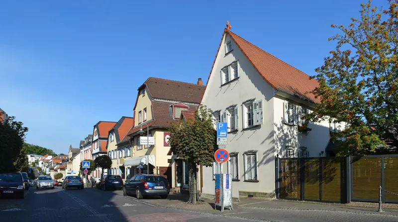 Die Untere Hugenottenstraße in Friedrichsdorf
