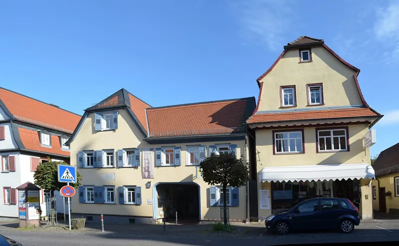 Das Philipp-Reis-Haus an der Hugenottenstraße in Friedrichsdorf